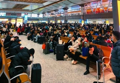 Rush Perjalanan Festival Musim Bunga: Tahun Baru Cina Mudah Alih